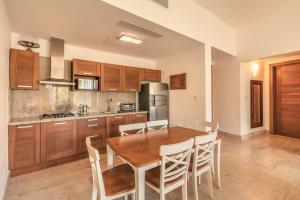 2br Apt 5 guests Balcony & Jacuzzi Sublime