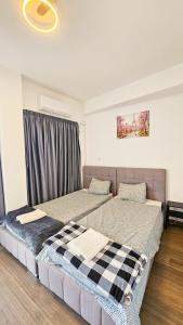 Downtown Rooms, 200m from Marina Beach