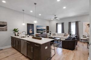 Nashville Duo Retreat Private Rooftops