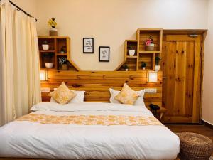 Hotel Dynasty Near IGI Airport