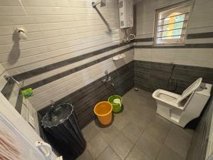 Hillview nest home stay