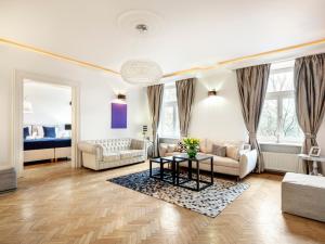 Tyzenhauz Apartments Old Town