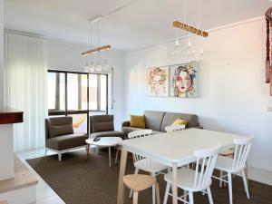 Salt Beach Apartments B
