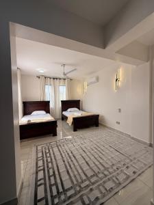 Polar palace, luxury house, full AC, near beach