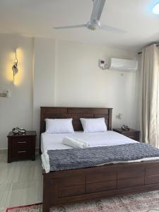 Polar palace, luxury house, full AC, near beach