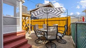 3br Newly Renovated Beach House Sleeps 10