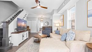 3br Newly Renovated Beach House Sleeps 10