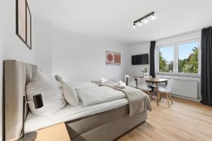 LudwigsCozyEscape - Helles Design-Apartment am Residenzschloss, 6 Gäste, SmartTV in jedem Zimmer, Highspeed WLAN, Workspace, 24h Self Check-in, Parkplatz 2 Min