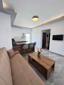CARISSA SUITES a