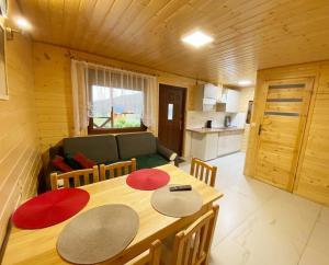 Bieszczadzkie domki z widokiem 793-903-243