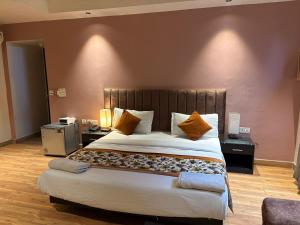 THE CENTRUM - New Delhi