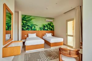 Palmeras Pyramids Hotel