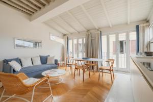 Casa Cupola, Burghesius homes