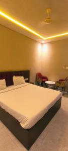 hotel grand vk #Ac family rooms#free wifi#free parking