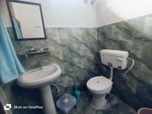 RIVER EDGE Home stay