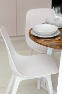 Modern and Elegant Apartment Filarskiego in Gdańsk with Air Conditioning & Parking and Gym by Renters Prestige