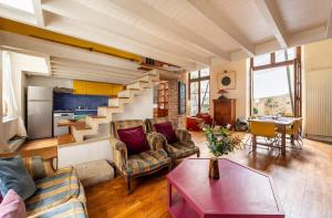 Le Marais - Private 3BR House with Terrace