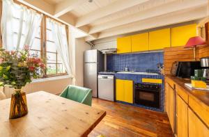 Le Marais - Private 3BR House with Terrace