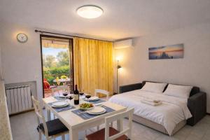 La Rosa del Garda Home