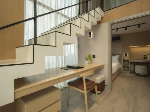 Stylish 2br Apt Near the park Omar