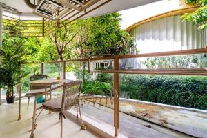 Phyll Condominium Luxury 2 bedroom, Phuket