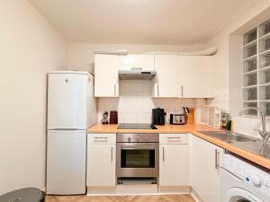 Spacious Flat Next to Euston