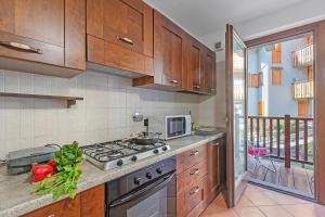 The Sunflower - Happy Rentals