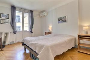 Premium Two-Bedroom Apartment with Balcony and Secure Parking Lyon 6th