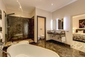 Colonna 18 Apartment by Ghor