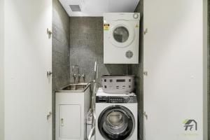 Alexandria Raw Space Living near CBD