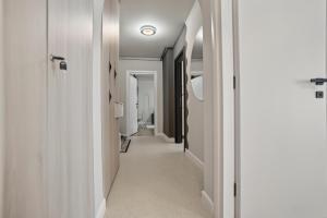 Modern Luxury Apartment & Close to Old Town