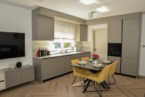 Apartment N&A