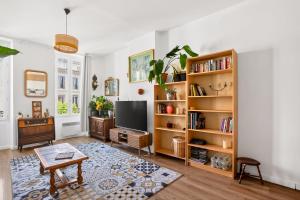2BR flat - 5 min to St-Charles Station & Canebière