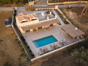 Alestone Villa by the sea