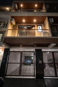 3BHK with spacious living room near Airport, South Delhi