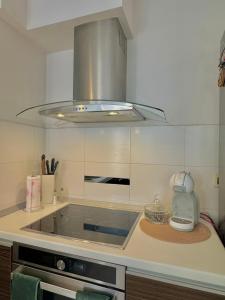 2BR Haven - Steps from the Mall