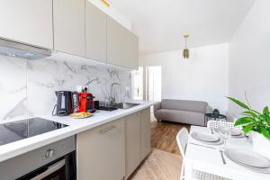 Elegant 49m Paris Flat Ideal for 4 Guests