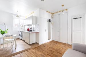 Elegant 49m Paris Flat Ideal for 4 Guests