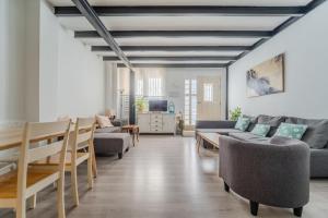 Modern Duplex - 2Bedrooms 1.5Bathrooms - Malasaña