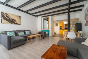 Modern Duplex - 2Bedrooms 1.5Bathrooms - Malasaña