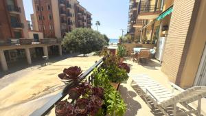 Terrazza vista mare nel cuore di Andora