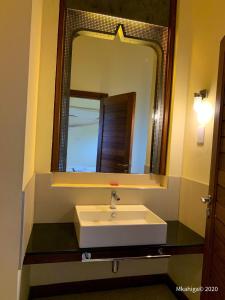 Hse 11 Mandharini Kilifi Creek Villa with Beach Access
