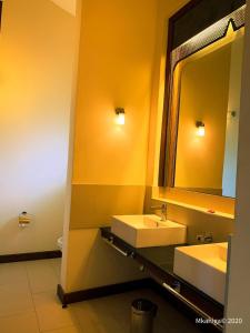 Hse 11 Mandharini Kilifi Creek Villa with Beach Access