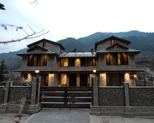 Angalo Botique mountain apartments