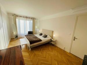 Lappart den face Hyper-centrePrestigieux