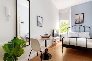 Studio near Queensway Station - 12