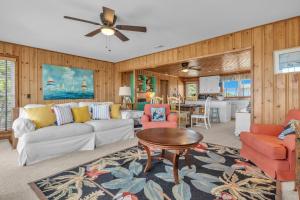 Sea And Sound by Oak Island Accommodations