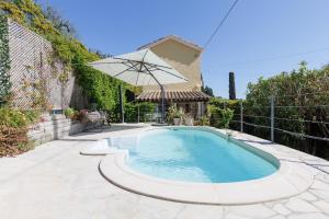 Vivez la douceur de Mougins : une maison pleine de charme pour des moments de partage