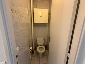 1 BR Flat - Terrace & AC