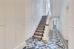Studio steps from Marylebone St